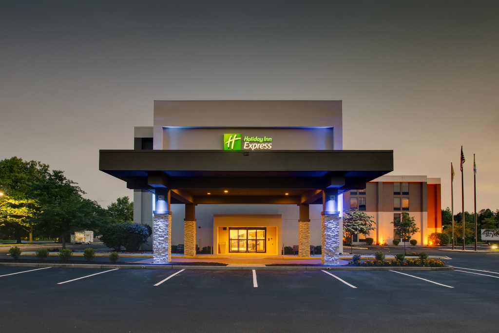 Holiday Inn Express Voorhees - Mt. Laurel by IHG