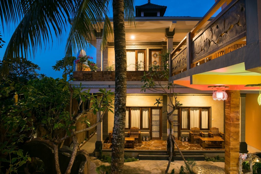 Bulan Bali Homestay dan Hostel