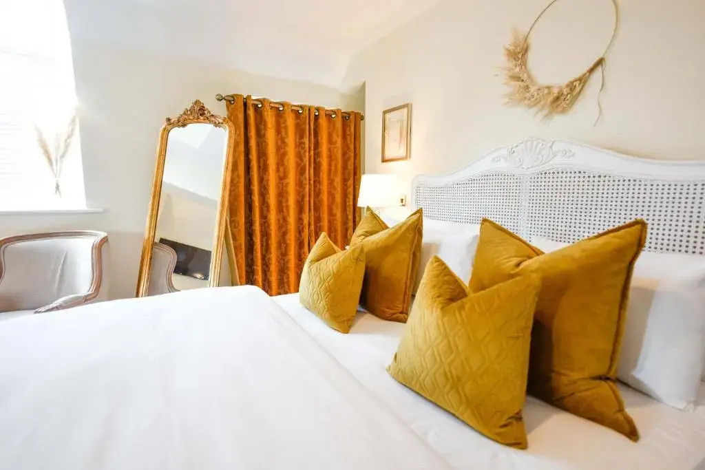 2 Bedrooms Family Apartment