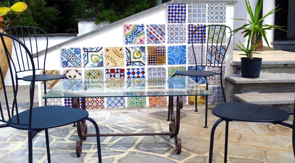 etna petit resort