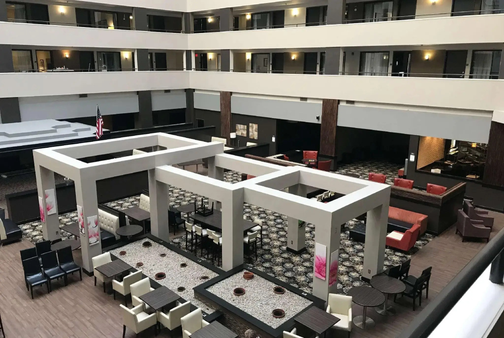 Ramada by Wyndham Southfield - Chambres
