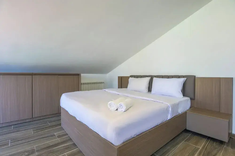 Verve 2BR Apt. by The Valley Kfardebian - фото 10