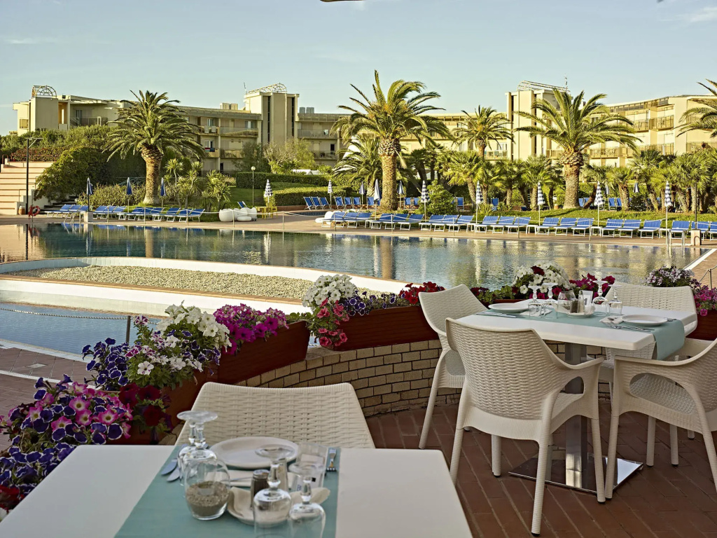 Hotel photo 13