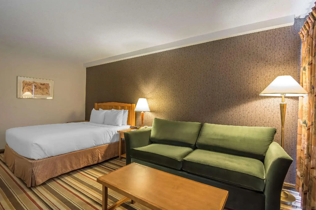 DoubleTree by Hilton Calgary North - Chambres