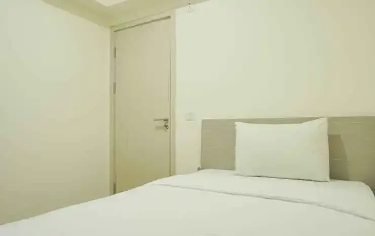 Modern and Comfy 2BR at Meikarta Apartment By Travelio