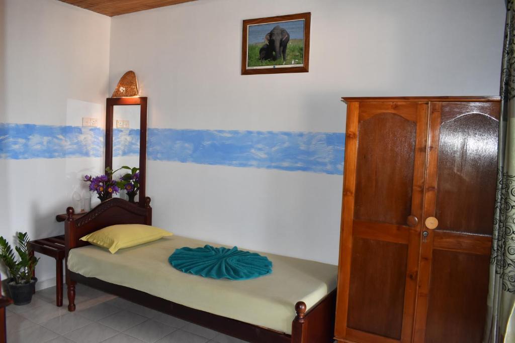 Whitepearl Beach