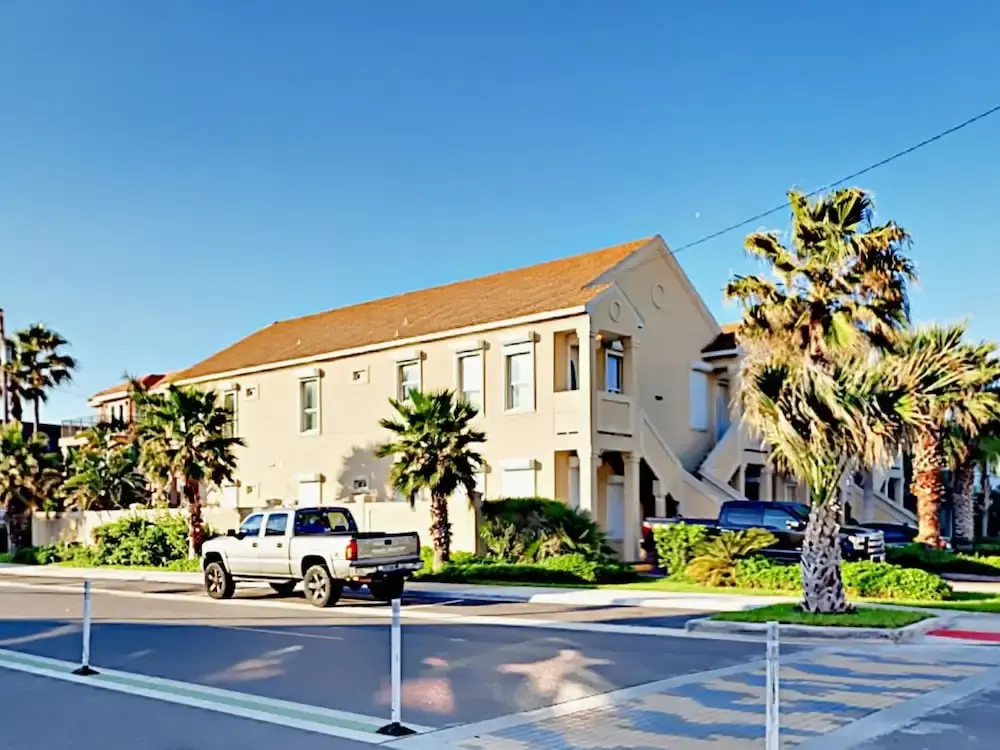 4400 Gulf Blvd Condo Unit 108