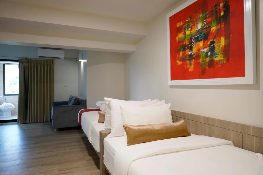 Deluxe Double room (twin beds)