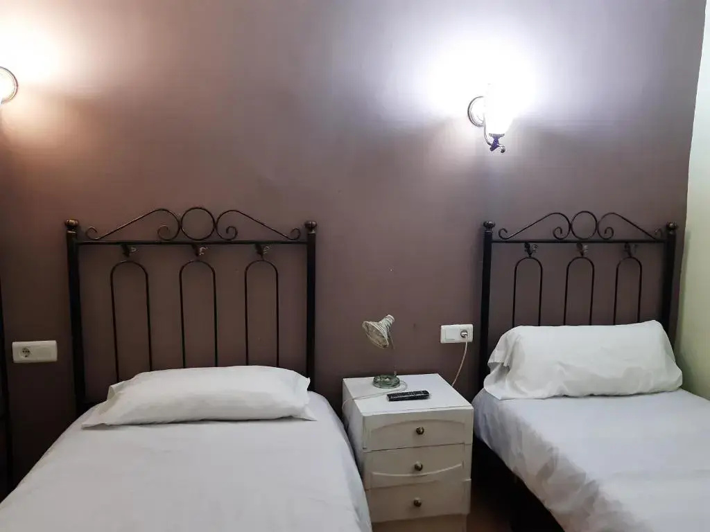 Standard Double room (twin beds)
