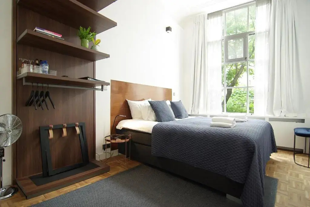 Deluxe Double room with garden view (full double bed)