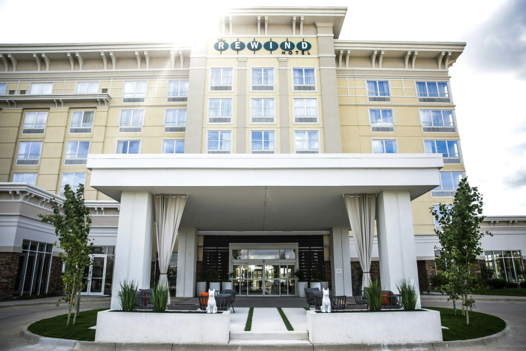 The Rewind West Des Moines, Tapestry Collection by Hilton