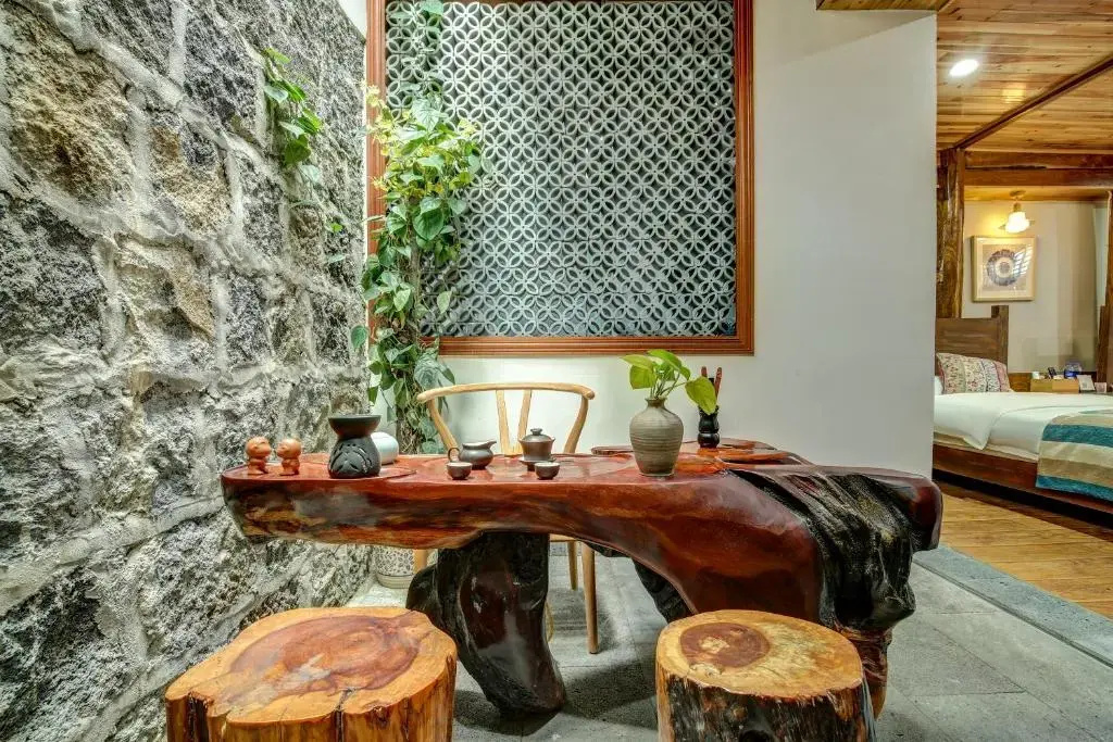 Suite with garden view