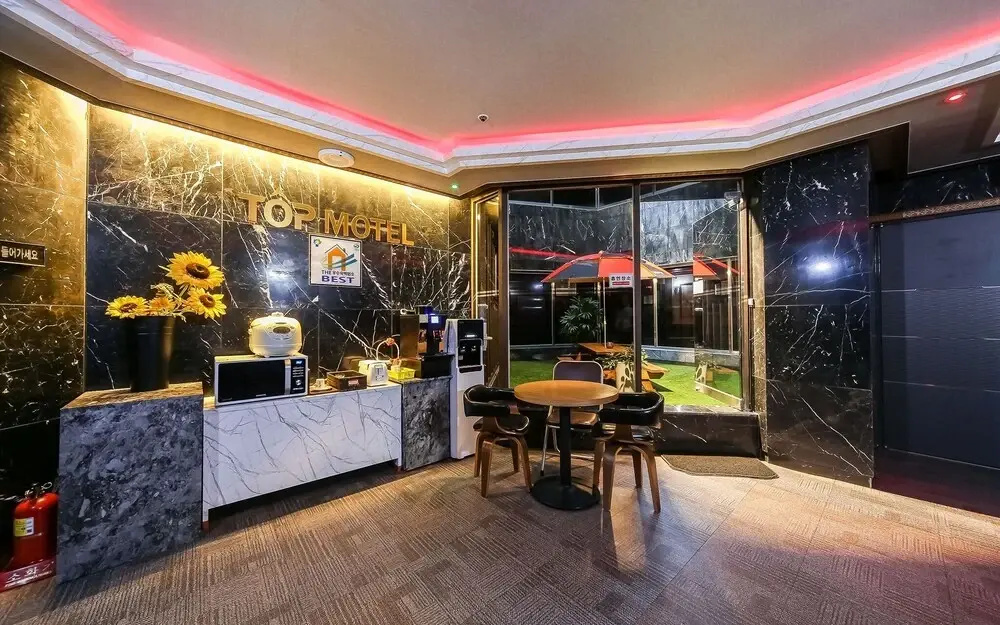 Hotel photo 20