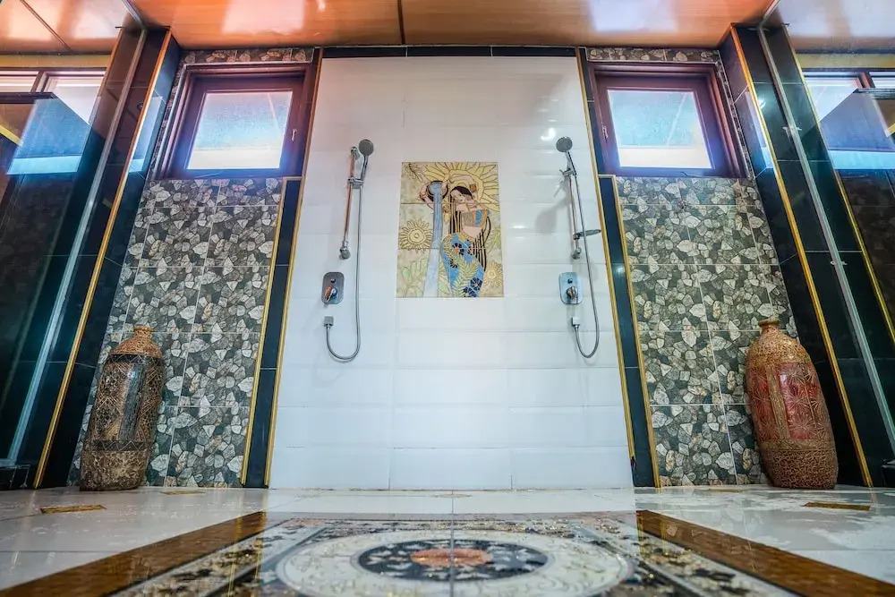 Lost Paradise Resort