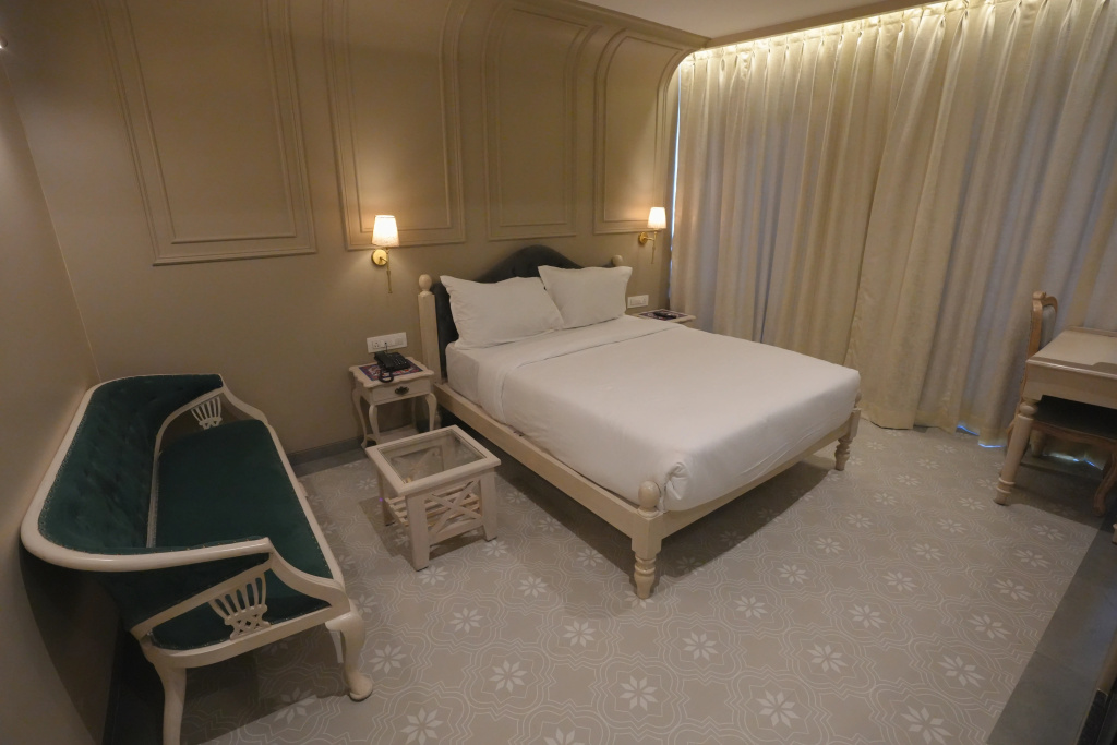 Superior room