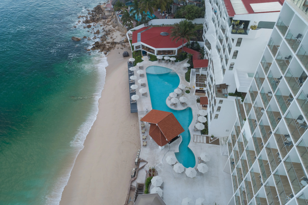 Beach & Waterfront