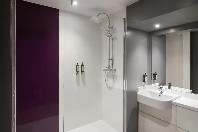 Premier Inn Yeovil Airfield - Chambres