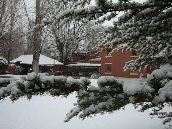 Robles De Besares Posada
