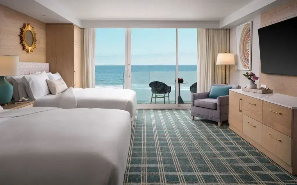 The Views Accessible room oceanfront