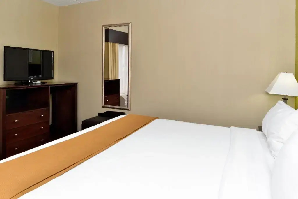 Holiday Inn Express and Suites Indianapolis W- Airport Area by IHG - Chambres