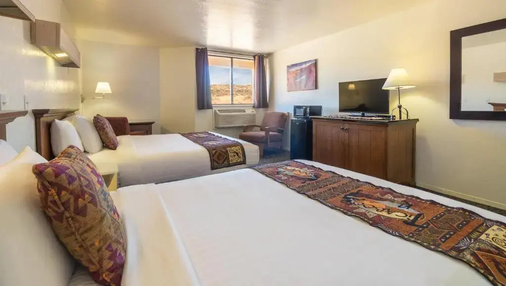 Deluxe Double room (full double bed)