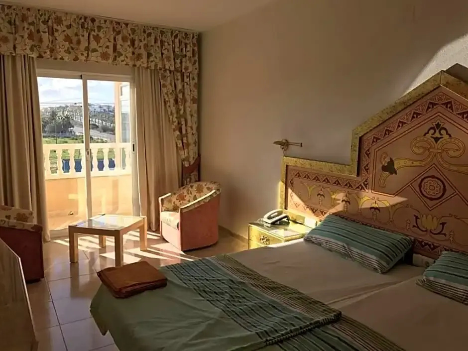Standard Double room (twin beds)