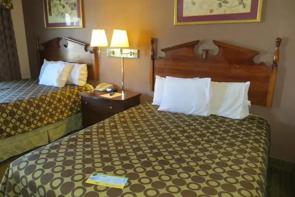 American Inn - фото 4