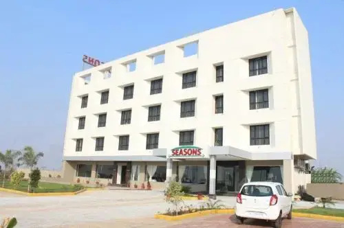 Hotel Virgo Seasons