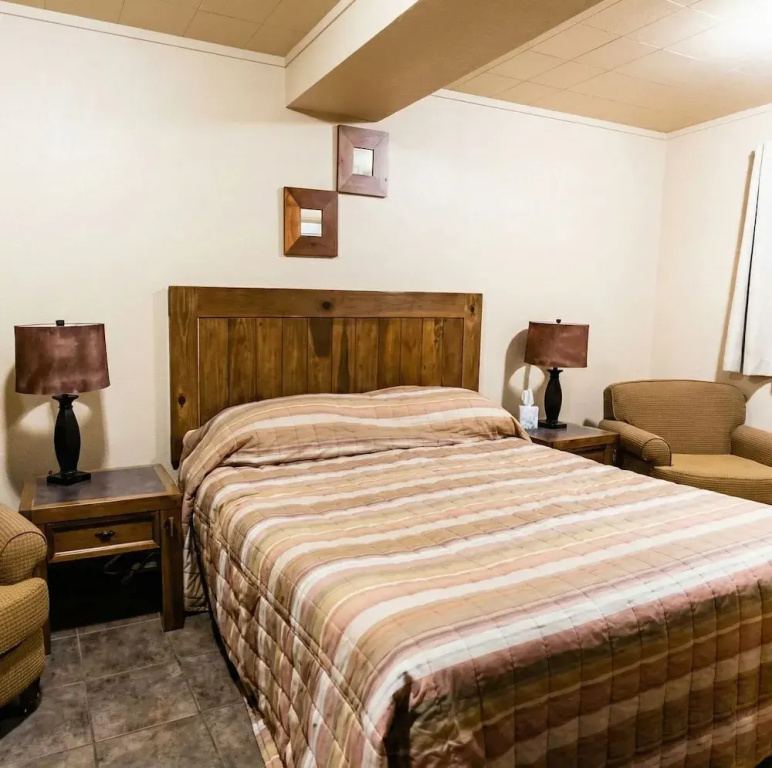 Standard Double room (full double bed)