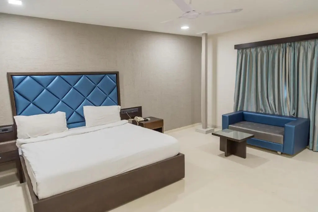 Standard Double room (full double bed)