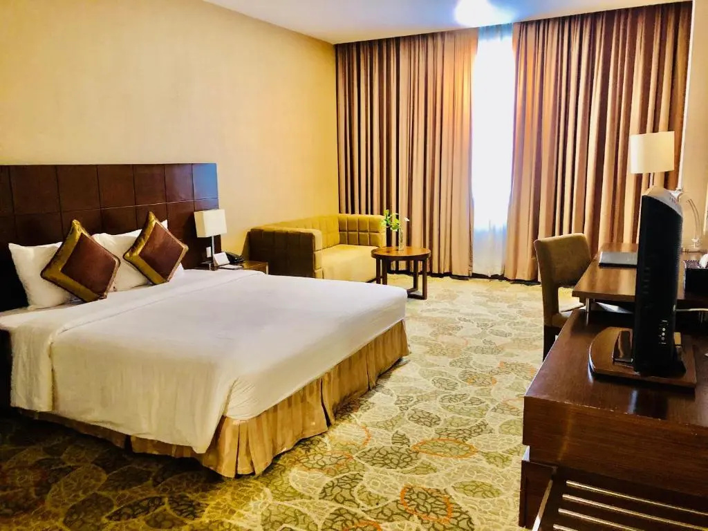 Aurora Hotel Plaza - Chambres