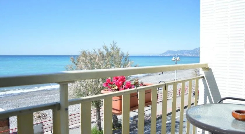 Balcony & Terrace
