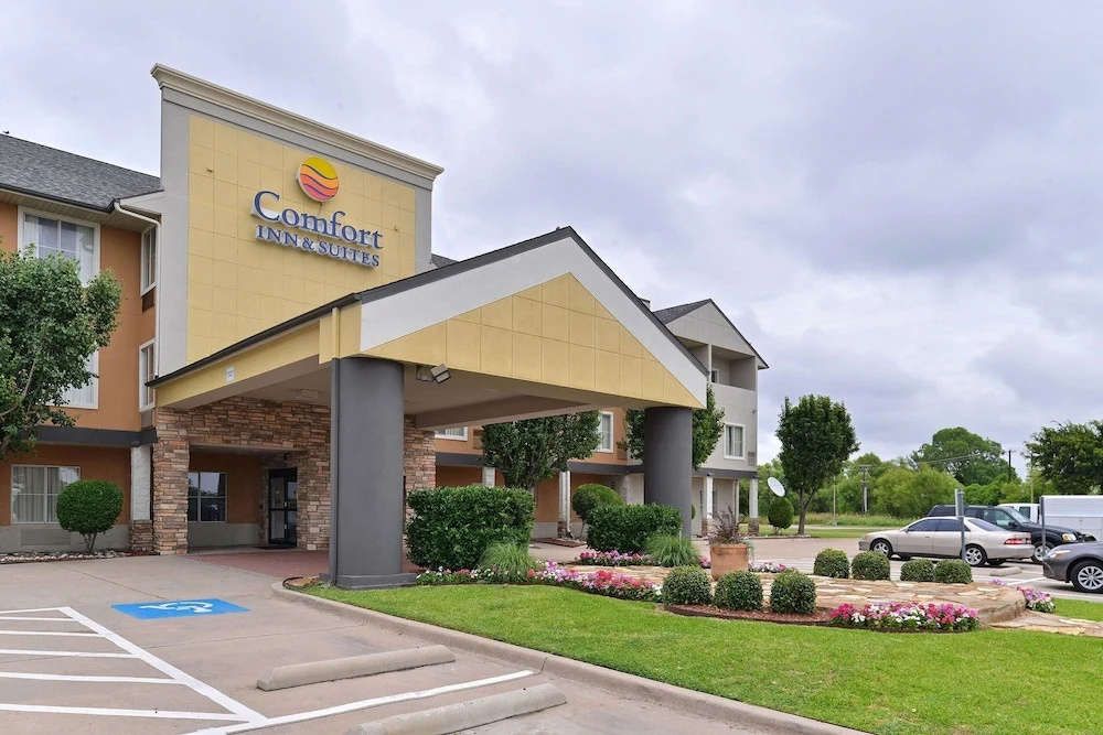Comfort Inn & Suites Frisco - Plano