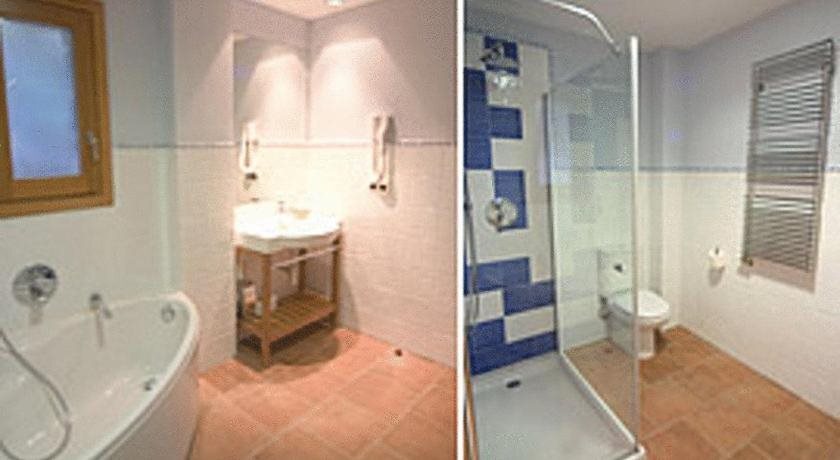 Hostal Les Roquetes by null