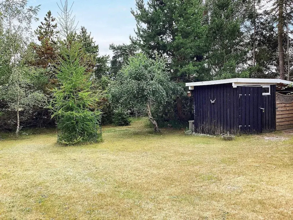 4 Person Holiday Home in Vaeggerlose