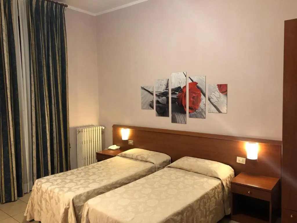 Standard Double room (twin beds)