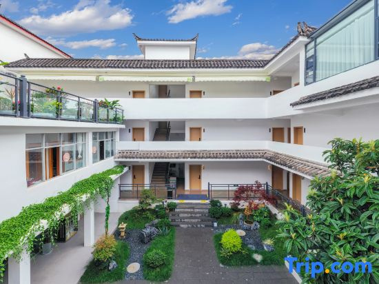 Lijiang static designer homestay