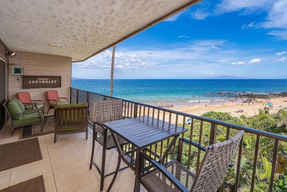 Oceanfront Hale Hui Kai 313 Large Lanai, AC, Incredible Views on Keawakapu Beach