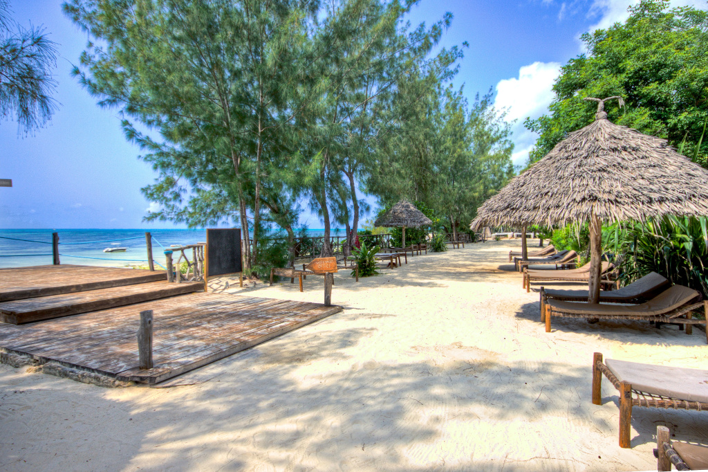 Beach & Waterfront