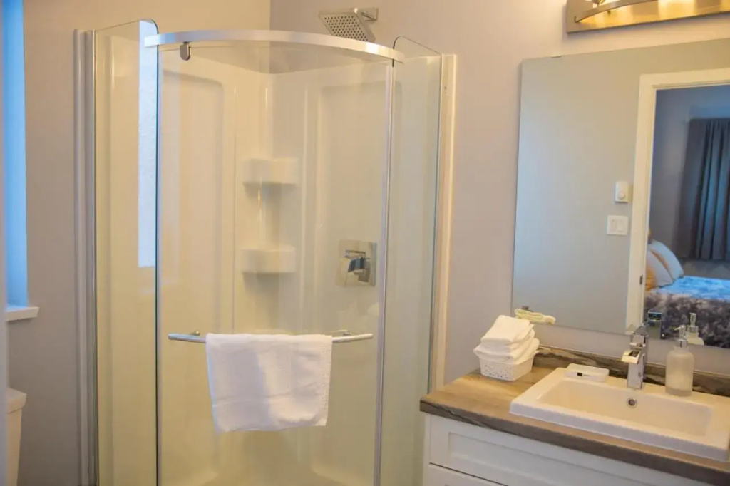 Downtown Whitehorse Deluxe 2 Bedroom Condo