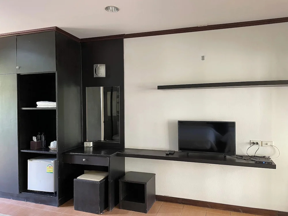 Трёхместный номер Superior с балконом в Green Hill Resort