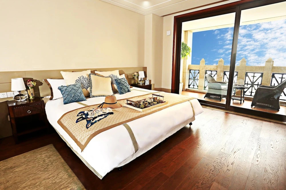 Deluxe Double room with sea view (full double bed)