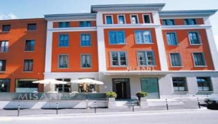 Hotel photo 1
