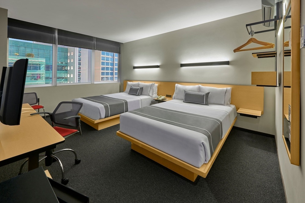 Hotel City Express Ciudad De Mexico Santa Fe — 5