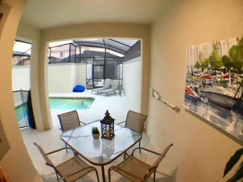 Four Bedrooms Home with Pool 4819