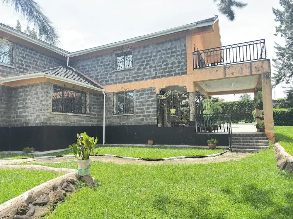 Lux Suites Lakeview Mansion Nakuru