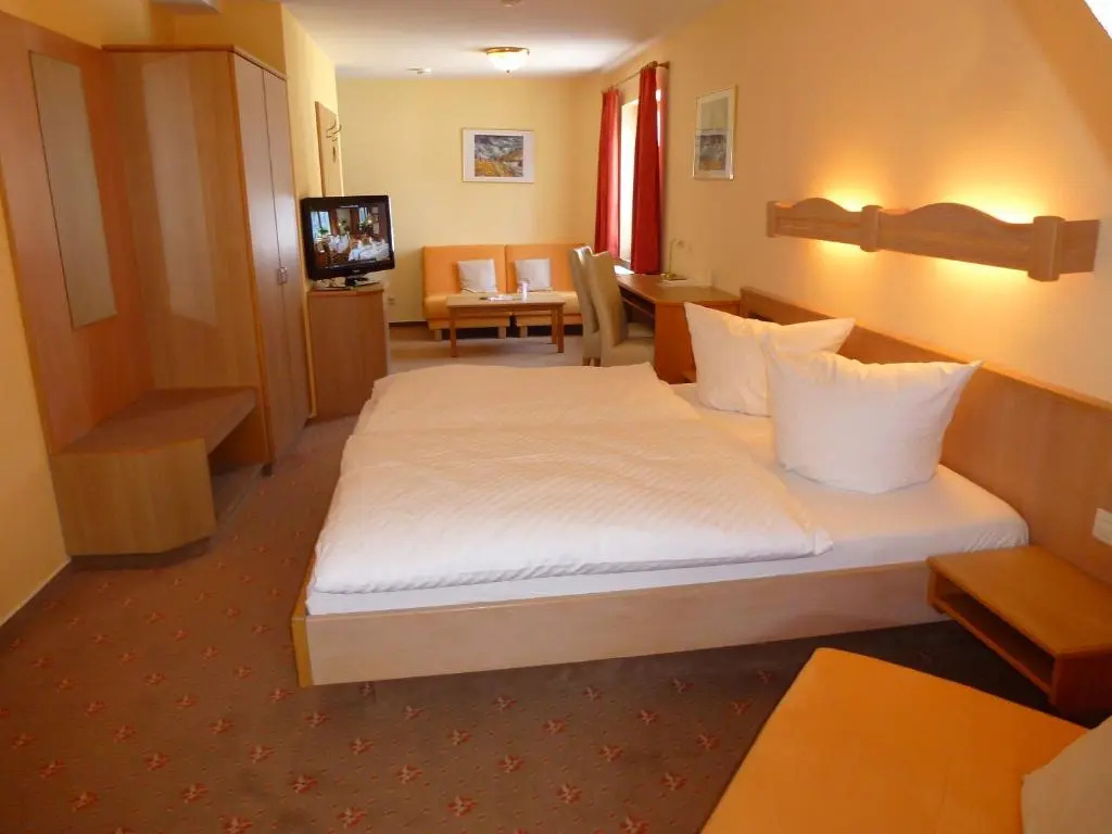 Hotel Gasthof Bren - Chambres