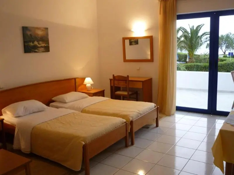 Oasis Hotel Kyparissia - Chambres