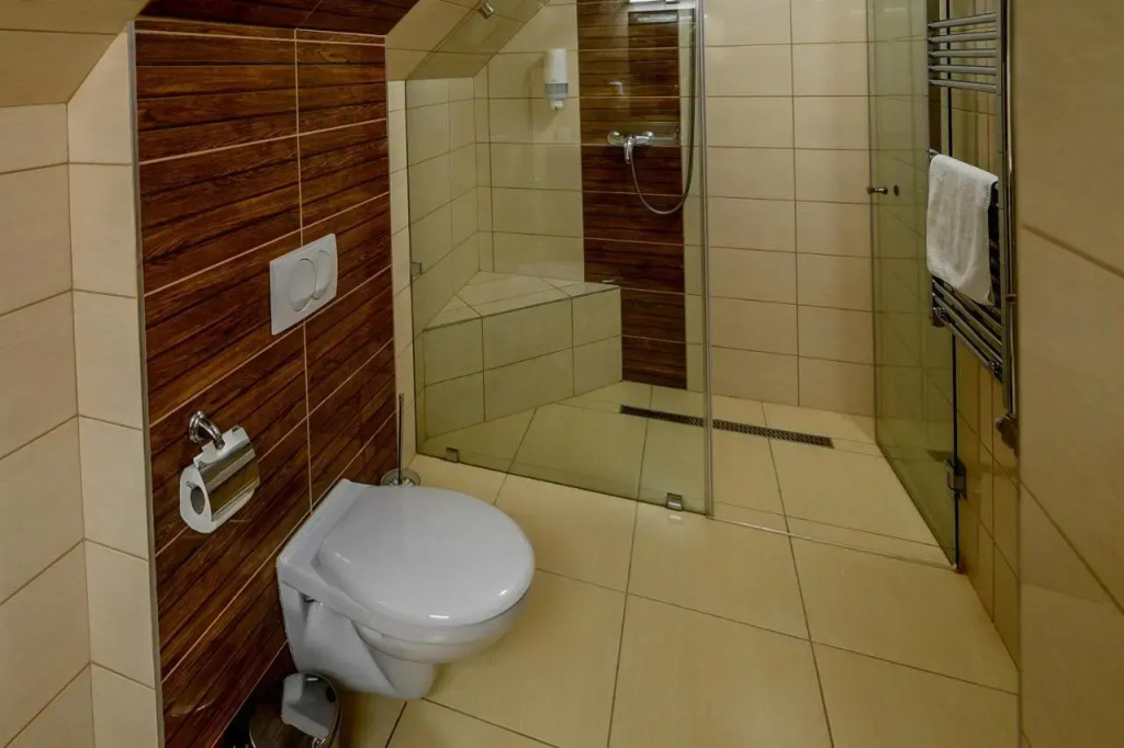 Relax Hotel Hévíznél - фото 8