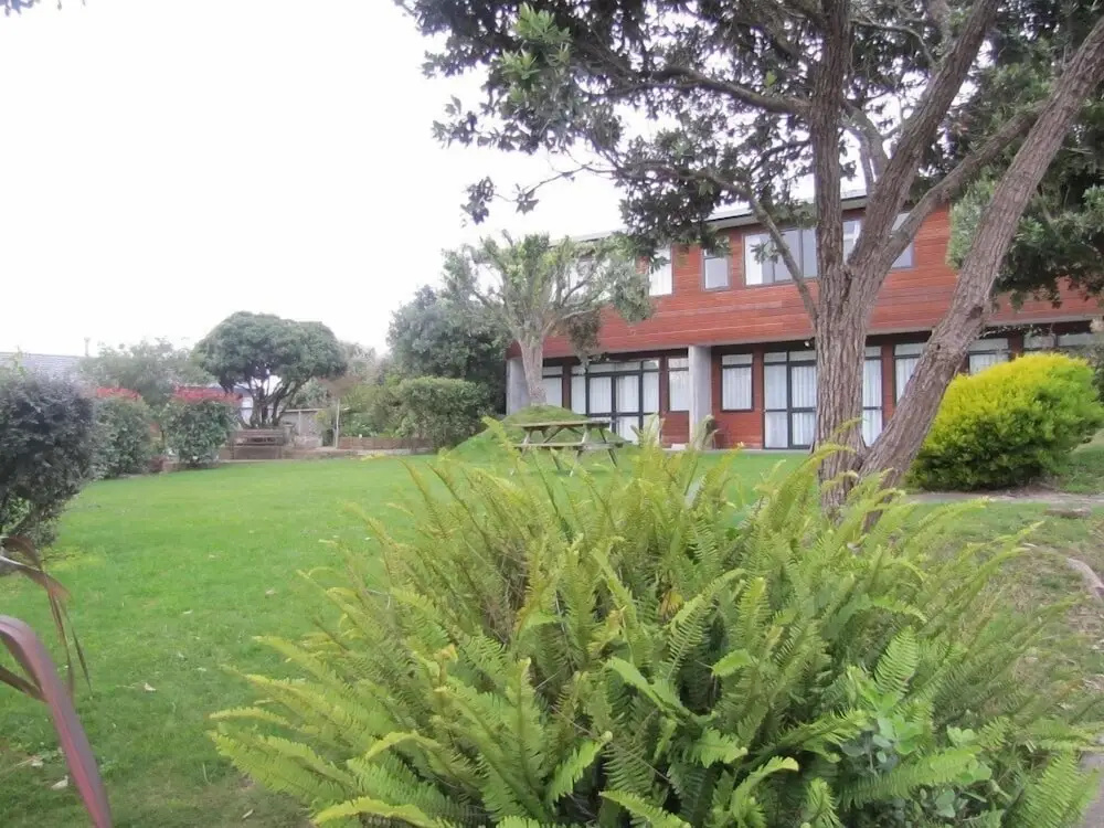 Aotea Lodge